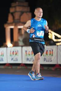 BIB: 0000, 307, 1070, 124
                            <button type="button" onclick="openModal(19767243)" class="btn btn-primary btn-sm float-right btn-popup" data-toggle="modal" data-target=".modal-high-quality">
                        <i class="fas fa-shopping-cart"></i> Add to Cart
                    </button>
                                            <button type="button" onclick="isThisMe(19767243, true)" class="btn btn-success btn-sm float-right btn-popup btn-isme hidden" data-toggle="tooltip" data-placement="bottom" title="นี่คือรูปของคุณใช่ไหม คลิกที่นี่เพื่อเอาเข้าอัลบั้ม">
                        <i class="fas fa-plus"></i> Add to album
                    </button>
                    <button type="button" onclick="isThisMe(19767243, false)" class="btn btn-warning btn-sm float-right btn-popup btn-isnotme hidden">
                        <i class="fas fa-ban"></i> Remove from album
                    </button>